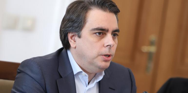 Ответен удар! Асен Василев скочи на Борисов